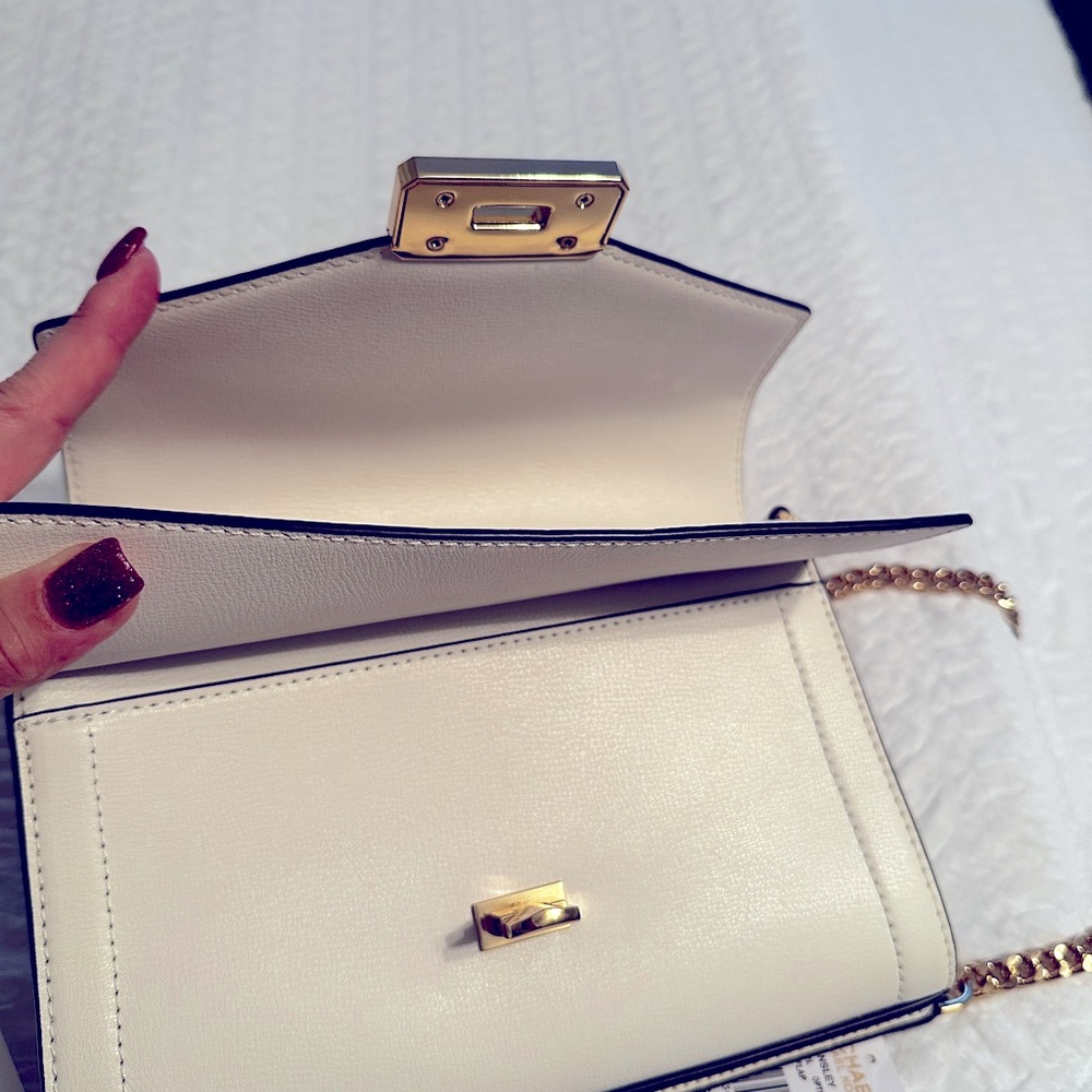Michael Kors white Kinsley shoulder bag - Picture 7 of 14